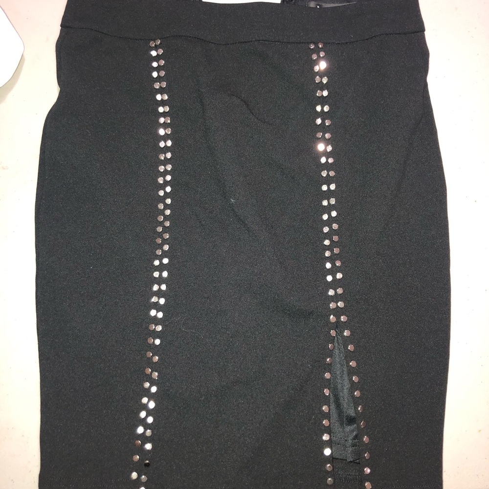 Sexy Black Lulus pencil skirt with slit side - Picture 1 of 4